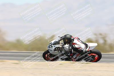 media/Apr-20-2025-CVMA (Sun) [[39090e8767]]/Race 9-Formula LW Twins Shootout/